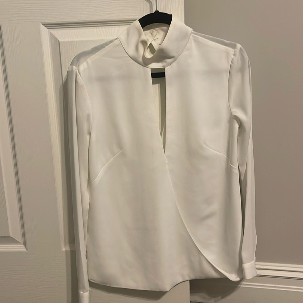 Finders Keepers ivory top size XS